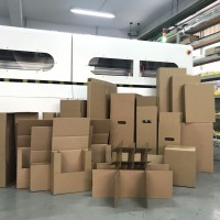 澳派全自動(dòng)數(shù)控紙箱機(jī)--專業(yè)解決散單多、定制單多問(wèn)題。